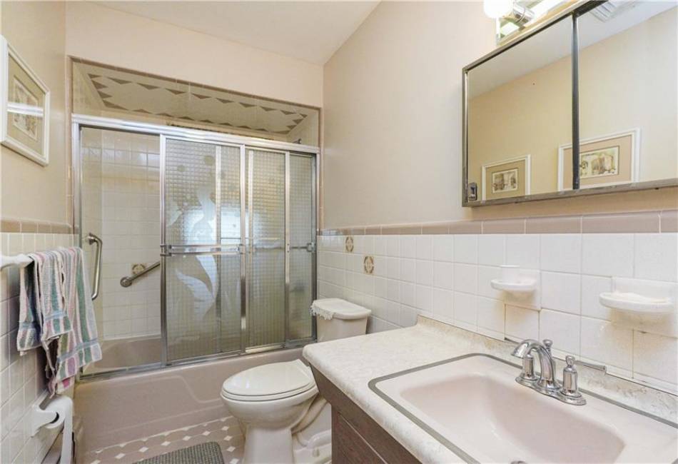 149 Hillcrest Street, Staten Island, New York 10308, 3 Bedrooms Bedrooms, ,2 BathroomsBathrooms,Residential,For Sale,Hillcrest,484863