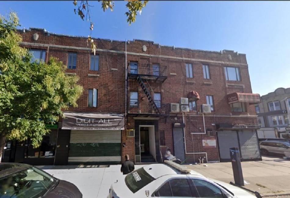 4924 13th Avenue, Brooklyn, New York 11219, ,Mixed Use,For Sale,13th,484868