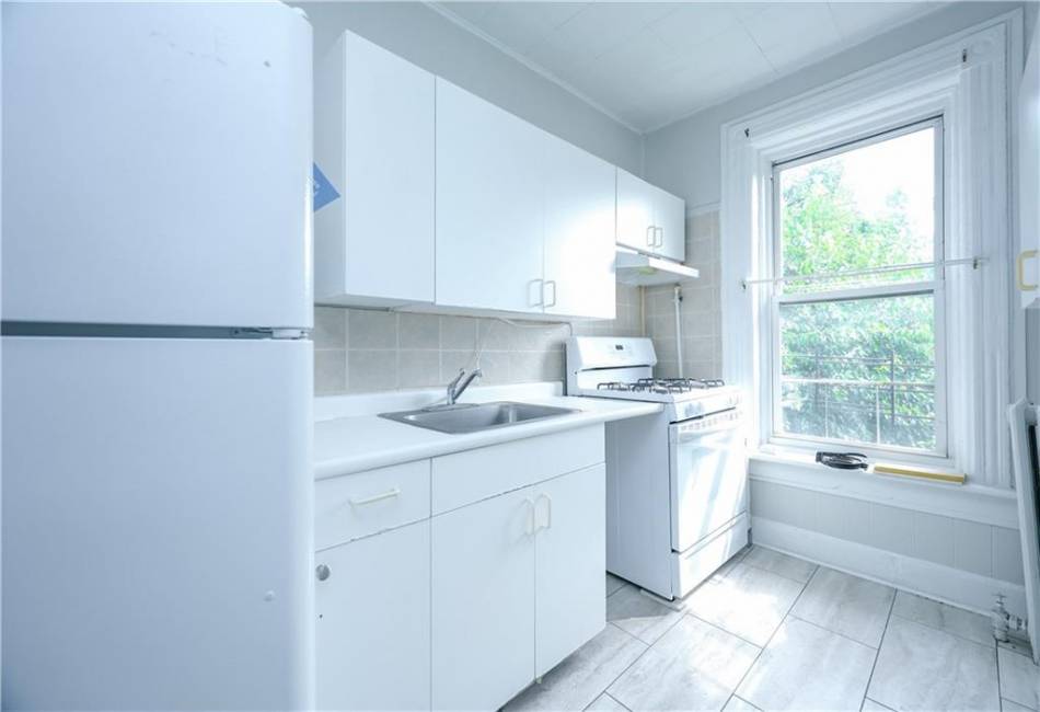 360 54th Street, Brooklyn, New York 11220, ,Residential,For Sale,54th,484892