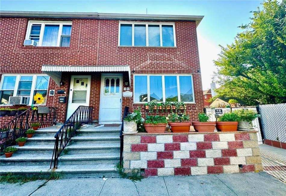 1940 3rd Street, Brooklyn, New York 11223, 3 Bedrooms Bedrooms, ,3 BathroomsBathrooms,Residential,For Sale,3rd,484894