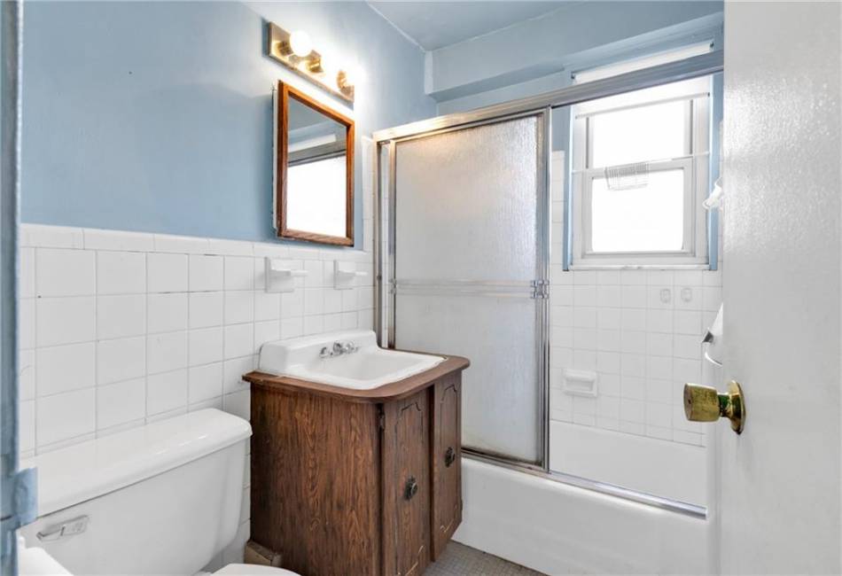 2483 16th Street, Brooklyn, New York 11214, 3 Bedrooms Bedrooms, ,2 BathroomsBathrooms,Residential,For Sale,16th,484875