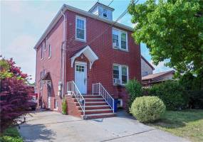 45 Laconia Avenue, Staten Island, New York 10305, 4 Bedrooms Bedrooms, ,3 BathroomsBathrooms,Residential,For Sale,Laconia,484974