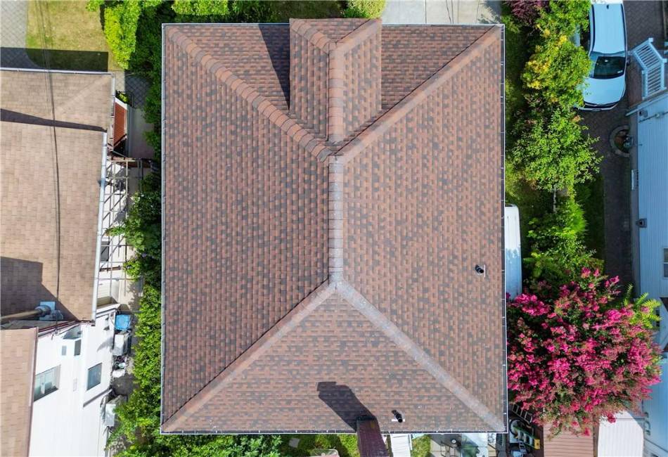 45 Laconia Avenue, Staten Island, New York 10305, 4 Bedrooms Bedrooms, ,3 BathroomsBathrooms,Residential,For Sale,Laconia,484974