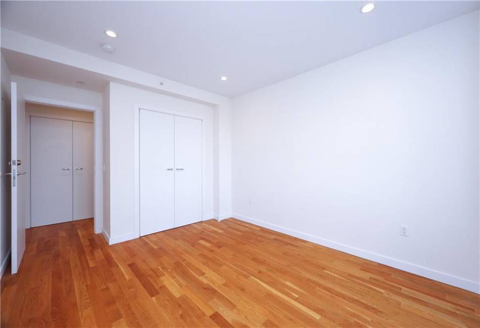8629 Bay Parkway, Brooklyn, New York 11214, 1 Bedroom Bedrooms, ,1 BathroomBathrooms,Residential,For Sale,Bay,484978