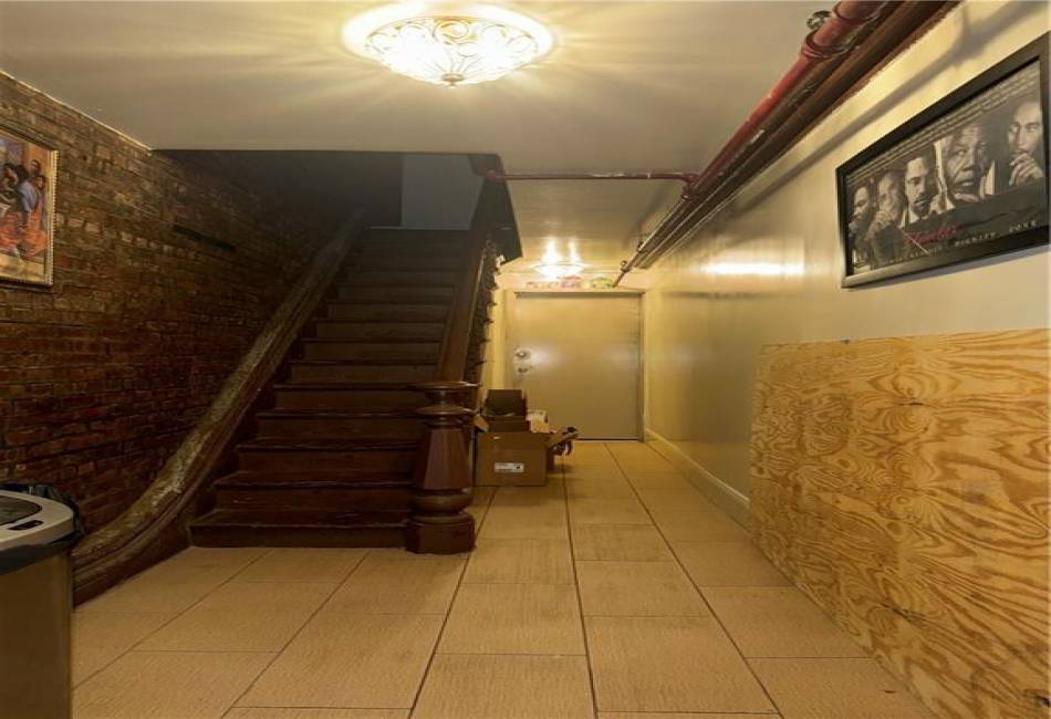 77 St. Marks Avenue, Brooklyn, New York 11217, 8 Bedrooms Bedrooms, ,Residential,For Sale,St. Marks,485035