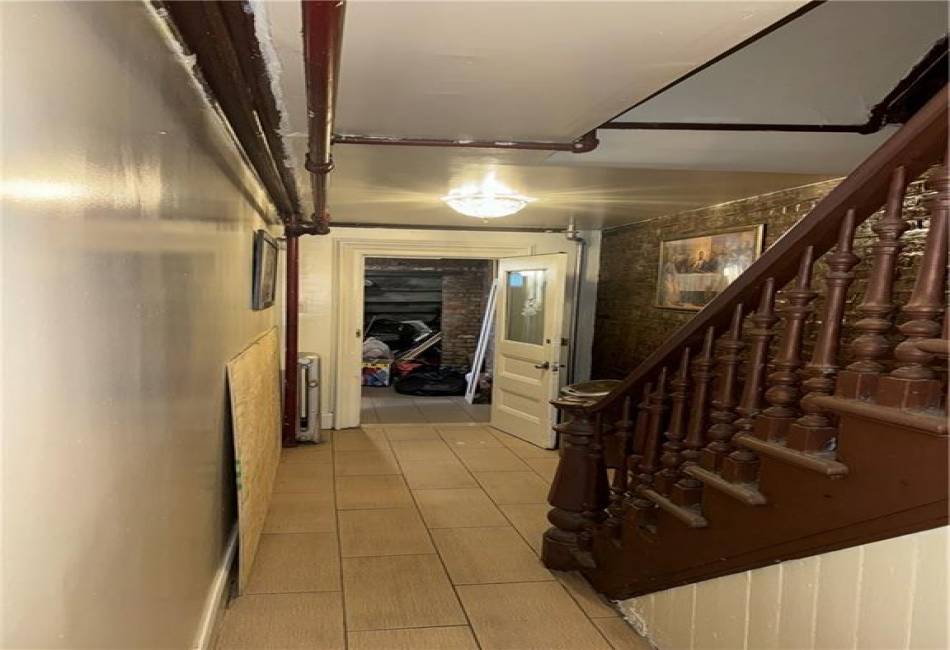 77 St. Marks Avenue, Brooklyn, New York 11217, 8 Bedrooms Bedrooms, ,Residential,For Sale,St. Marks,485035