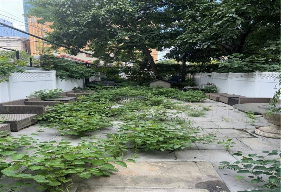 77 St. Marks Avenue, Brooklyn, New York 11217, 8 Bedrooms Bedrooms, ,Residential,For Sale,St. Marks,485035