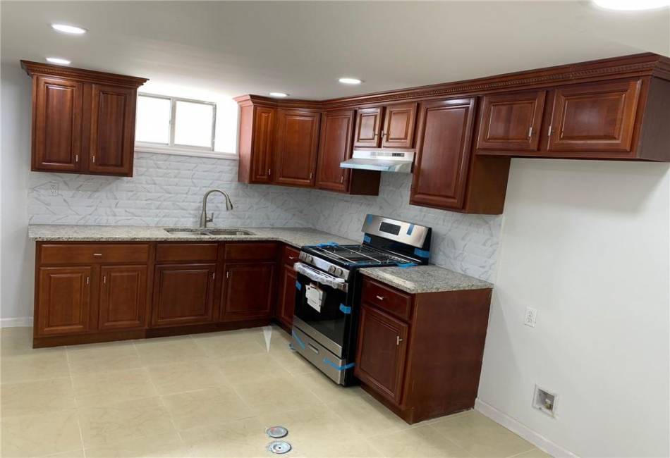902 12th Street, Brooklyn, New York 11230, 6 Bedrooms Bedrooms, ,Residential,For Sale,12th,485050