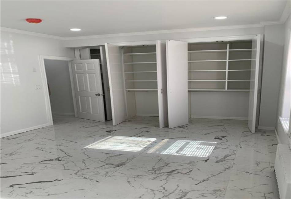 902 12th Street, Brooklyn, New York 11230, 6 Bedrooms Bedrooms, ,Residential,For Sale,12th,485050
