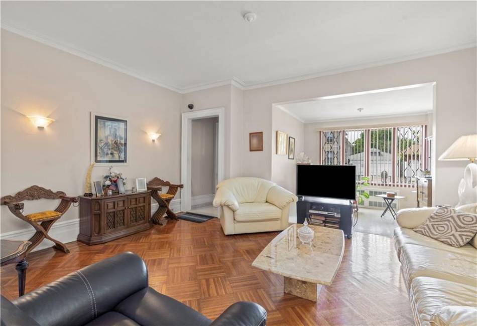 7913 20th Avenue, Brooklyn, New York 11214, 3 Bedrooms Bedrooms, ,3 BathroomsBathrooms,Residential,For Sale,20th,485077