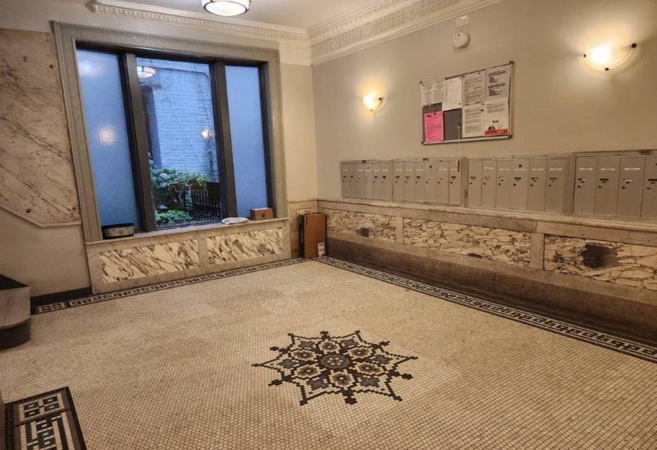 33 Convent Avenue, New York, New York 10027, 3 Bedrooms Bedrooms, ,1 BathroomBathrooms,Residential,For Sale,Convent,485087