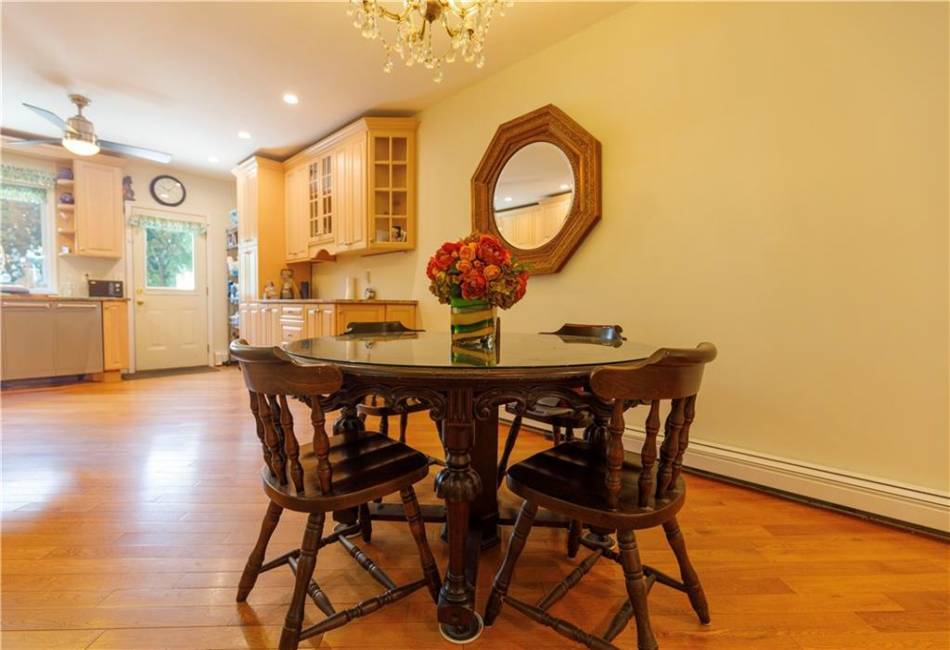 692 6th Avenue, Brooklyn, New York 11215, 2 Bedrooms Bedrooms, ,2 BathroomsBathrooms,Residential,For Sale,6th,485057