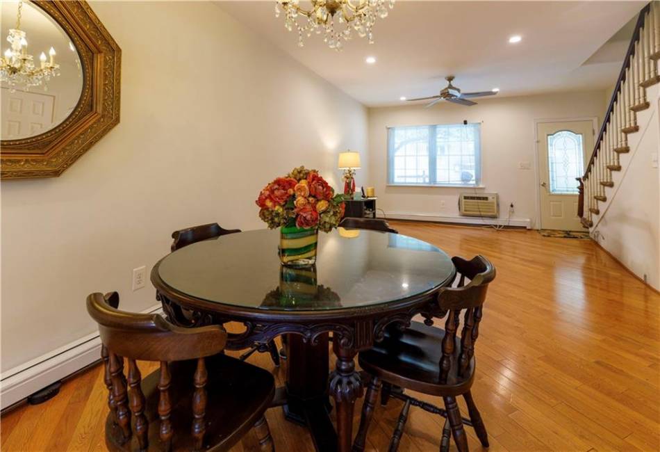 692 6th Avenue, Brooklyn, New York 11215, 2 Bedrooms Bedrooms, ,2 BathroomsBathrooms,Residential,For Sale,6th,485057