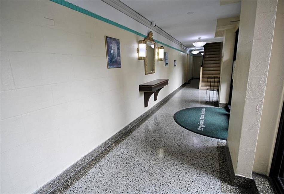 2209 Knapp Street, Brooklyn, New York 11229, 2 Bedrooms Bedrooms, ,1 BathroomBathrooms,Residential,For Sale,Knapp,485134