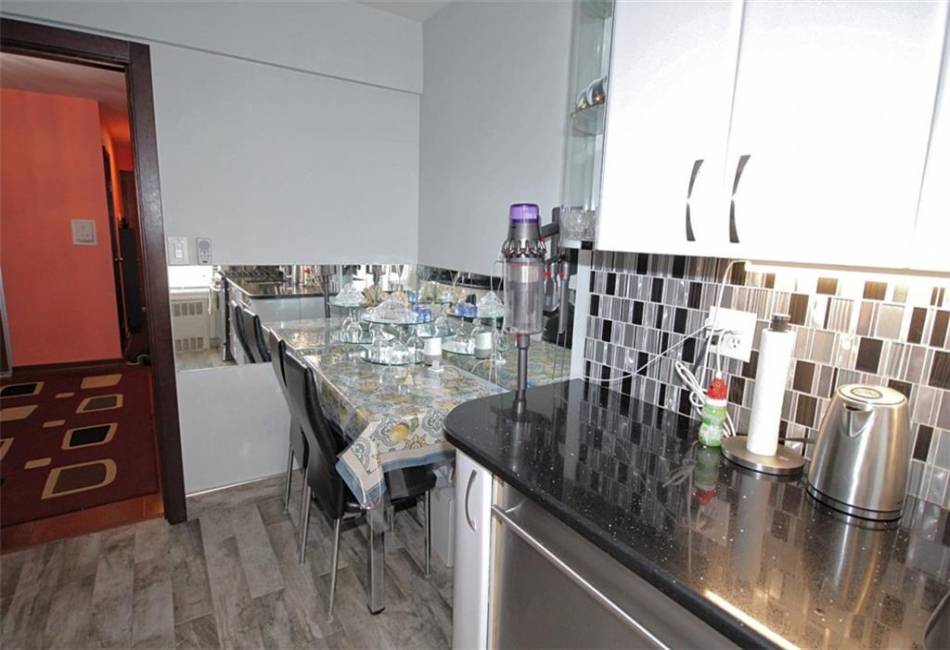 2209 Knapp Street, Brooklyn, New York 11229, 2 Bedrooms Bedrooms, ,1 BathroomBathrooms,Residential,For Sale,Knapp,485134
