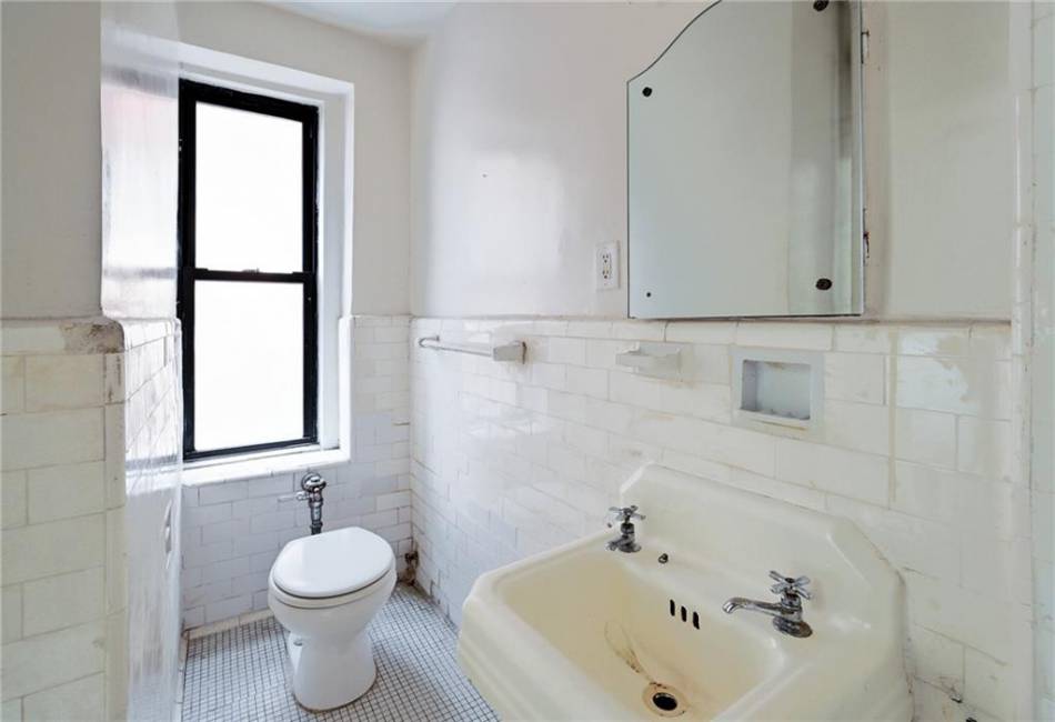 300 8th Avenue, Brooklyn, New York 11215, ,1 BathroomBathrooms,Residential,For Sale,8th,477715