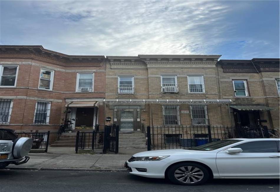 536 46th Street, Brooklyn, New York 11220, 6 Bedrooms Bedrooms, ,3 BathroomsBathrooms,Residential,For Sale,46th,476229