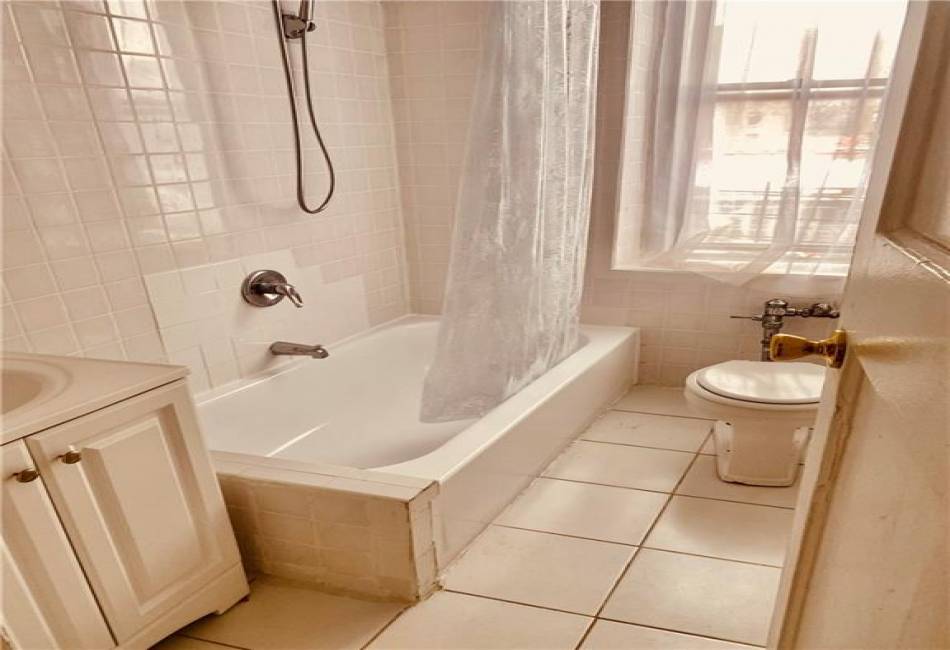 2913 Foster Avenue, Brooklyn, New York 11210, 1 Bedroom Bedrooms, ,1 BathroomBathrooms,Residential,For Sale,Foster,479885