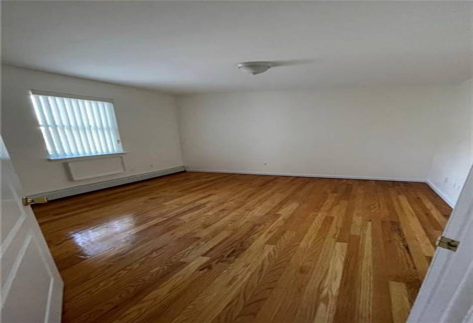 2152 81st Street, Brooklyn, New York 11214, 3 Bedrooms Bedrooms, ,2 BathroomsBathrooms,Residential,For Sale,81st,485335