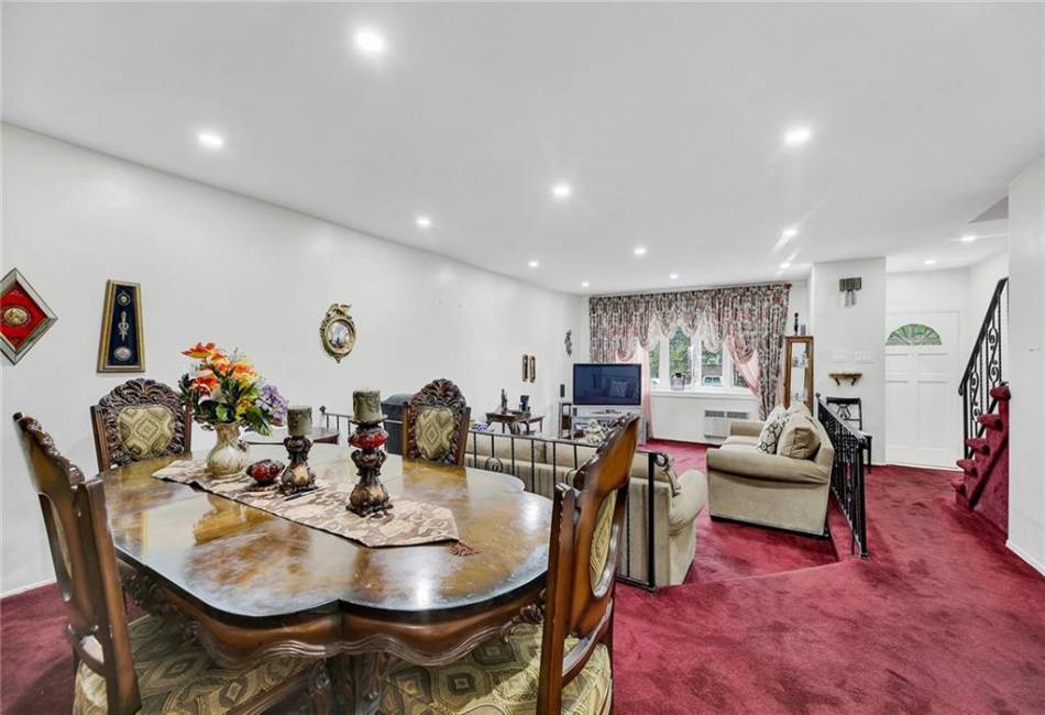 10576 Avenue K, Brooklyn, New York 11236, 3 Bedrooms Bedrooms, ,4 BathroomsBathrooms,Residential,For Sale,Avenue K,485205