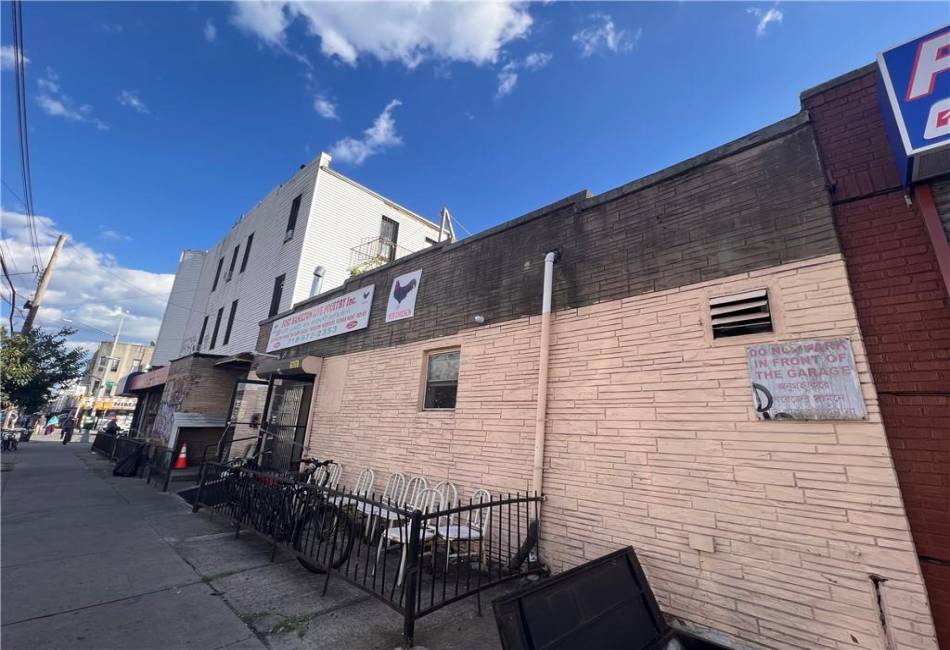 3902 Fort Hamilton Parkway, Brooklyn, New York 11218, ,Mixed Use,For Sale,Fort Hamilton,485368