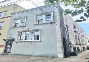 2622 Avenue Y, Brooklyn, New York 11235, 7 Bedrooms Bedrooms, ,6 BathroomsBathrooms,Residential,For Sale,Avenue Y,485451