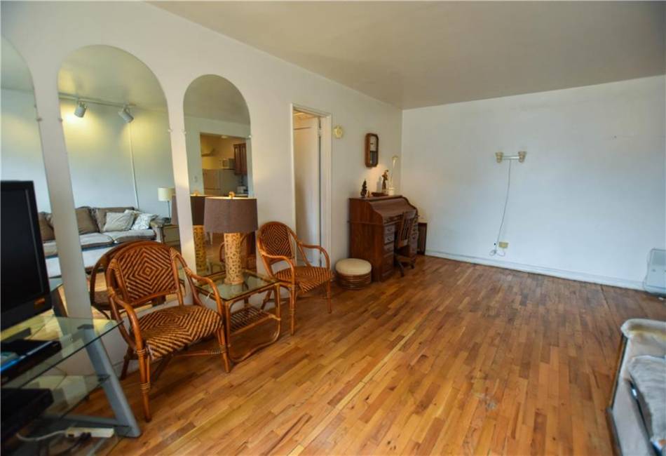 1119 Ocean Parkway, Brooklyn, New York 11230, ,1 BathroomBathrooms,Residential,For Sale,Ocean,454042