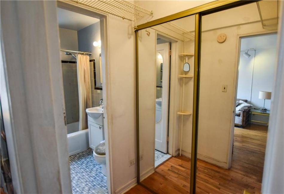 1119 Ocean Parkway, Brooklyn, New York 11230, ,1 BathroomBathrooms,Residential,For Sale,Ocean,454042