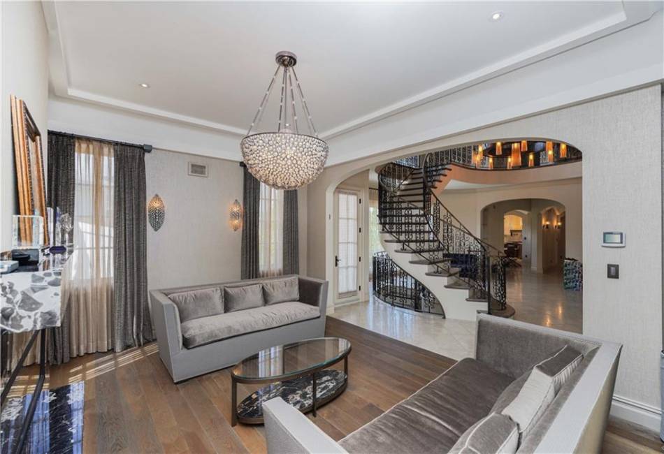 86 Gaylord Drive, Brooklyn, New York 11234, 5 Bedrooms Bedrooms, ,6 BathroomsBathrooms,Residential,For Sale,Gaylord,485612