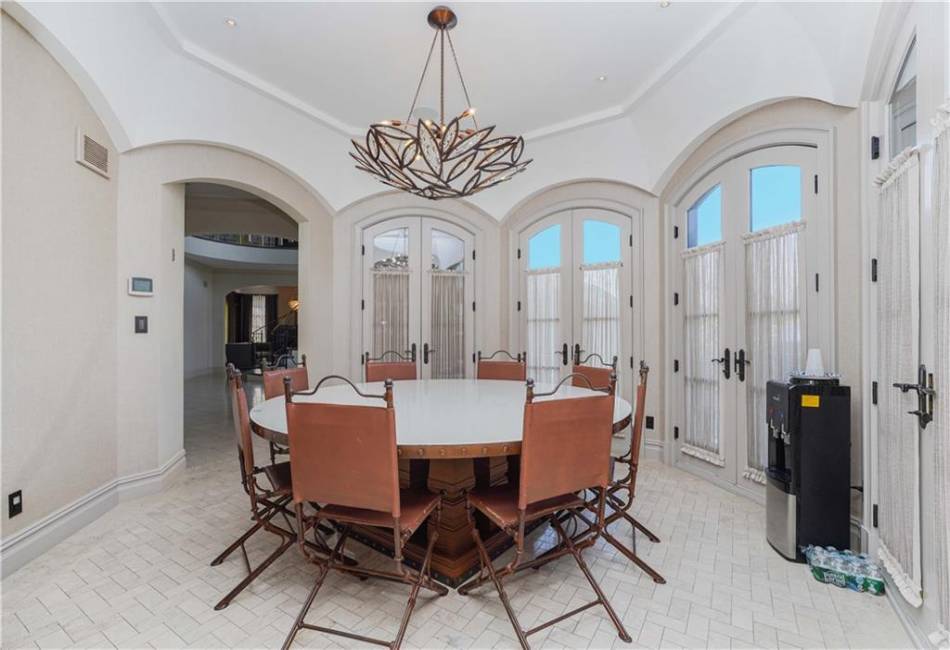 86 Gaylord Drive, Brooklyn, New York 11234, 5 Bedrooms Bedrooms, ,6 BathroomsBathrooms,Residential,For Sale,Gaylord,485612