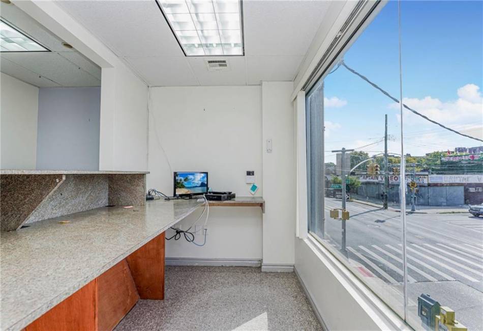 3041 Avenue U, Brooklyn, New York 11229, ,Rental,For Sale,Avenue U,485625