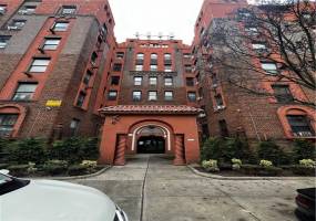 3100 Brighton 3rd Street, Brooklyn, New York 11235, 1 Bedroom Bedrooms, ,1 BathroomBathrooms,Residential,For Sale,Brighton 3rd,478739