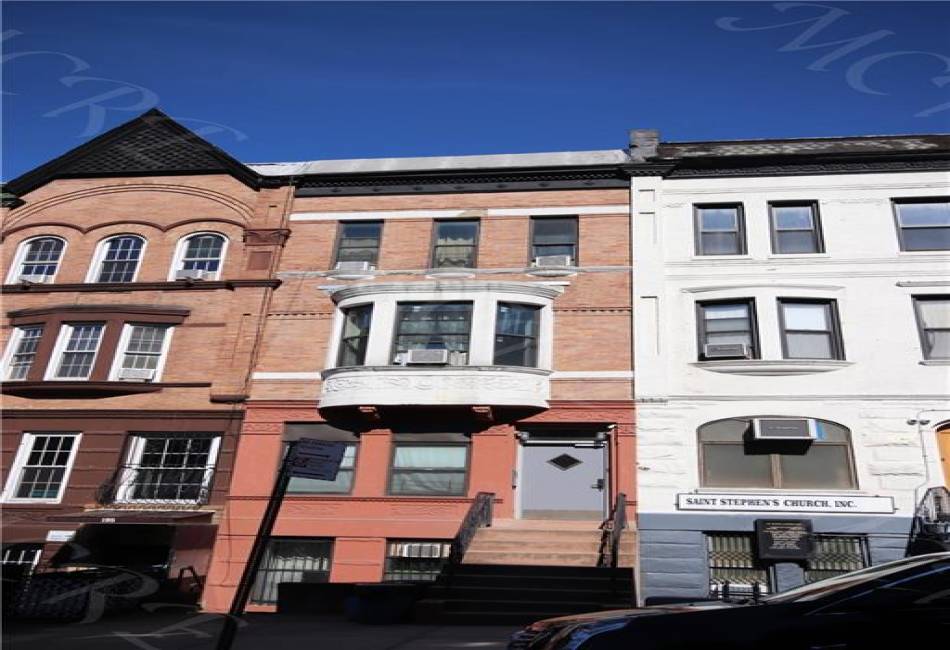 197 Edgecombe Avenue, New York, New York 10030, ,4 BathroomsBathrooms,Residential,For Sale,Edgecombe,485656