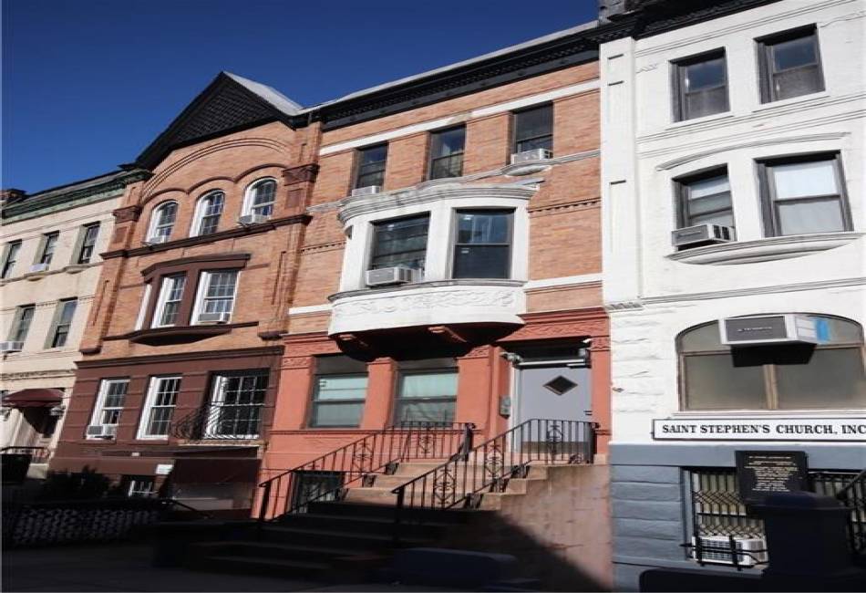 197 Edgecombe Avenue, New York, New York 10030, ,4 BathroomsBathrooms,Residential,For Sale,Edgecombe,485656