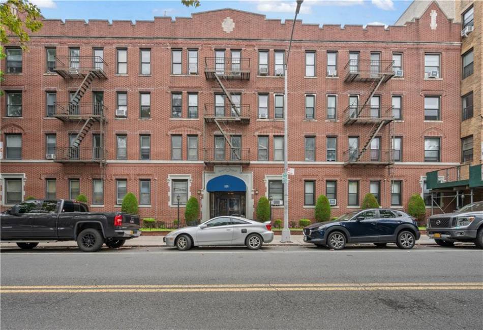 325 Marine Avenue, Brooklyn, New York 11209, 2 Bedrooms Bedrooms, ,1 BathroomBathrooms,Residential,For Sale,Marine,485705