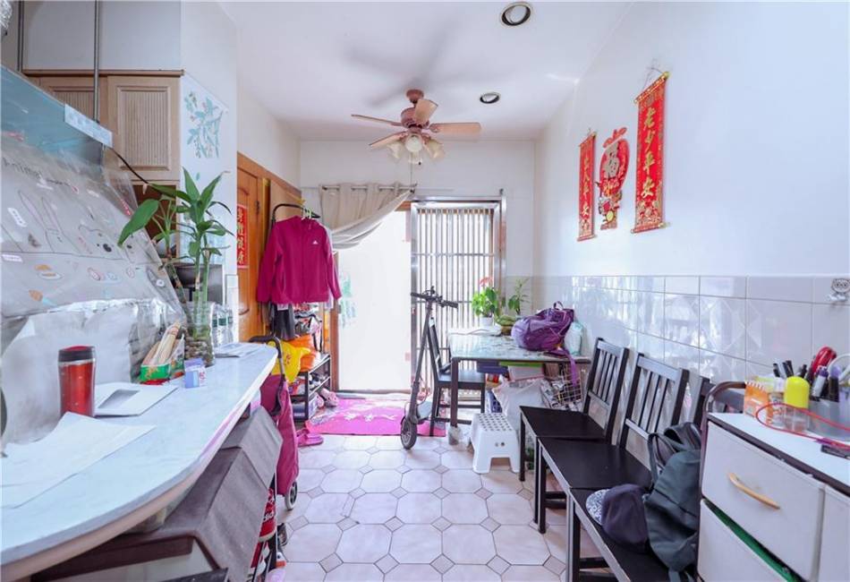 1528 76th Street, Brooklyn, New York 11228, 8 Bedrooms Bedrooms, ,4 BathroomsBathrooms,Residential,For Sale,76th,485756