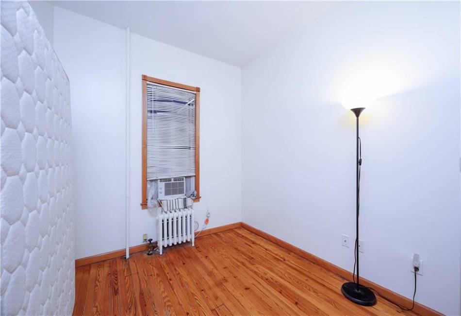 1528 76th Street, Brooklyn, New York 11228, 8 Bedrooms Bedrooms, ,4 BathroomsBathrooms,Residential,For Sale,76th,485756