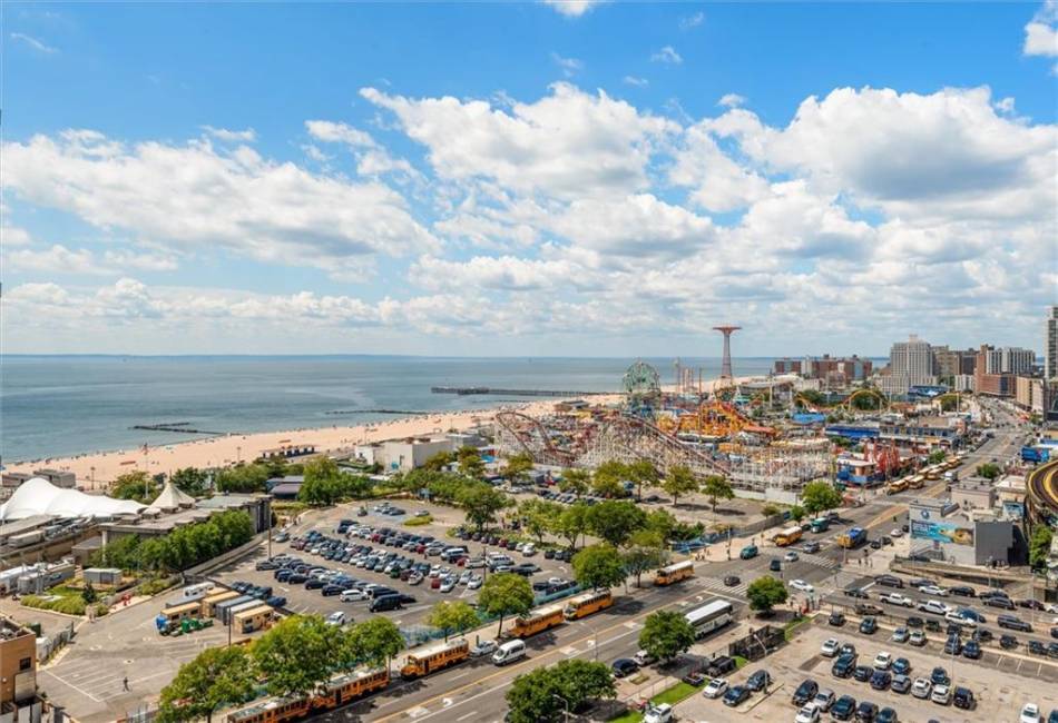 601 Surf Avenue, Brooklyn, New York 11224, 1 Bedroom Bedrooms, ,1 BathroomBathrooms,Residential,For Sale,Surf,485780