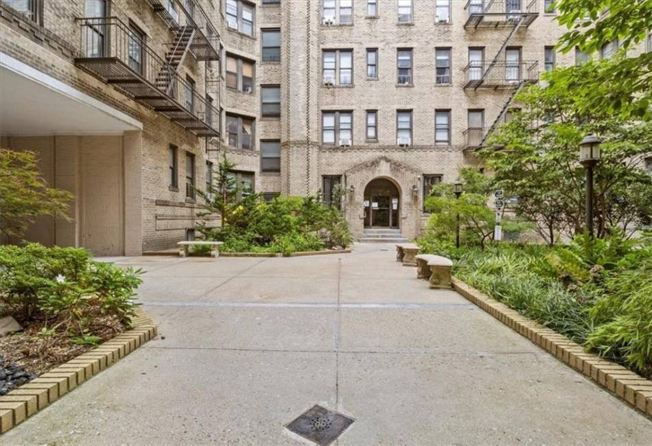 7101 Colonial Road, Brooklyn, New York 11209, 1 Bedroom Bedrooms, ,1 BathroomBathrooms,Residential,For Sale,Colonial,485805