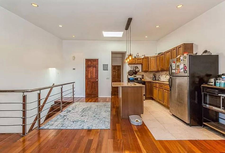 587 3rd Avenue, Brooklyn, New York 11215, 3 Bedrooms Bedrooms, ,2 BathroomsBathrooms,Residential,For Sale,3rd,485808