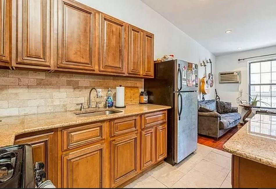 587 3rd Avenue, Brooklyn, New York 11215, 3 Bedrooms Bedrooms, ,2 BathroomsBathrooms,Residential,For Sale,3rd,485808