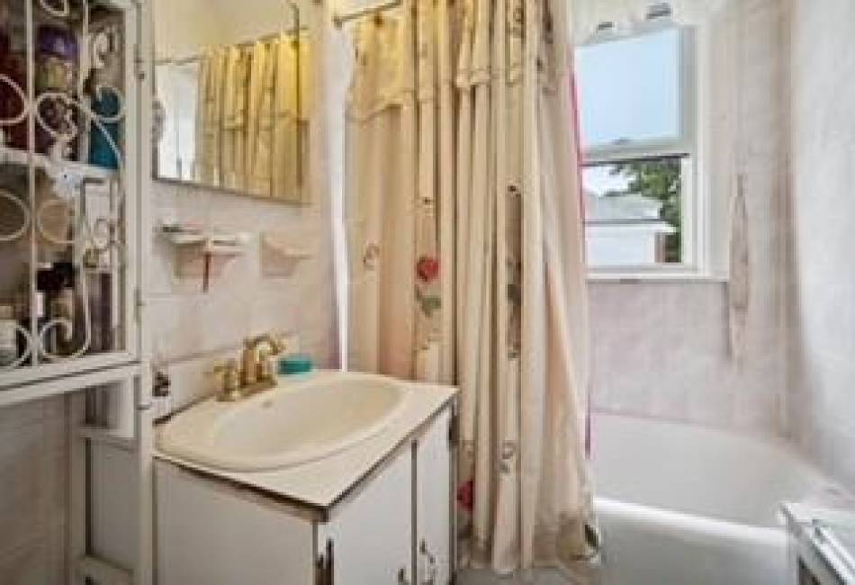 3602 Avenue M, Brooklyn, New York 11234, 3 Bedrooms Bedrooms, ,1.5 BathroomsBathrooms,Residential,For Sale,Avenue M,485830