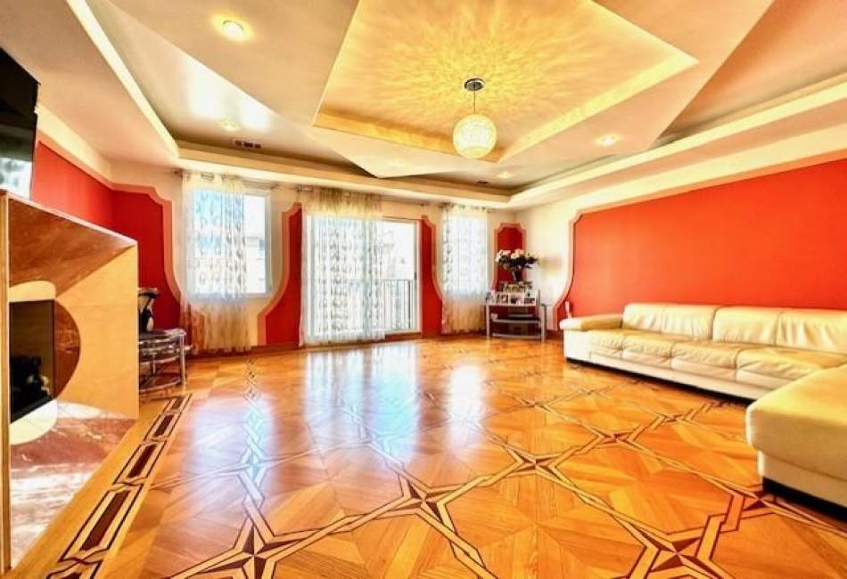 2321 83rd Street, Brooklyn, New York 11214, 7 Bedrooms Bedrooms, ,6 BathroomsBathrooms,Residential,For Sale,83rd,485833