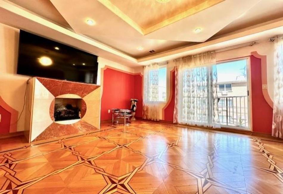 2321 83rd Street, Brooklyn, New York 11214, 7 Bedrooms Bedrooms, ,6 BathroomsBathrooms,Residential,For Sale,83rd,485833