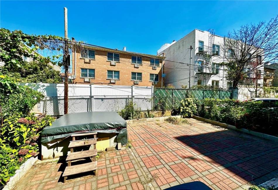2321 83rd Street, Brooklyn, New York 11214, 7 Bedrooms Bedrooms, ,6 BathroomsBathrooms,Residential,For Sale,83rd,485833