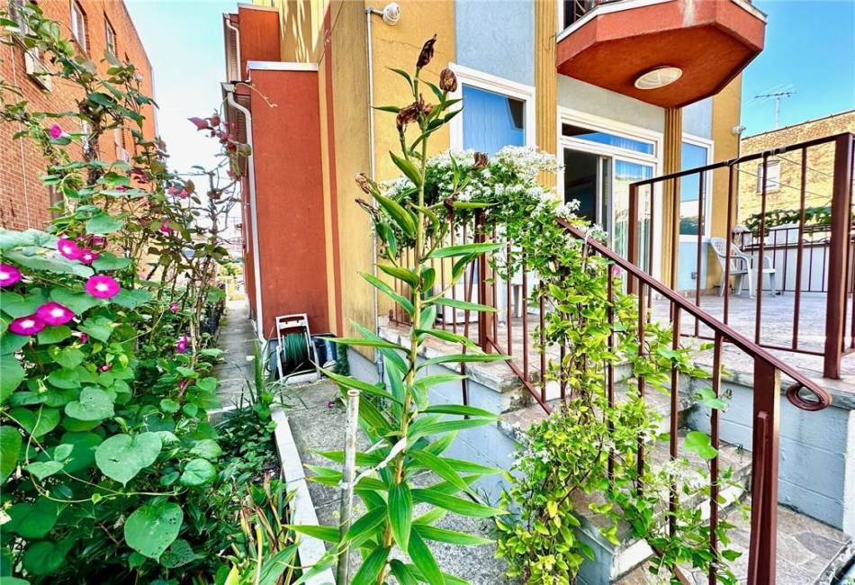2321 83rd Street, Brooklyn, New York 11214, 7 Bedrooms Bedrooms, ,6 BathroomsBathrooms,Residential,For Sale,83rd,485833