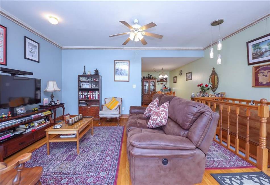 1131 61st Street, Brooklyn, New York 11219, 2 Bedrooms Bedrooms, ,1 BathroomBathrooms,Residential,For Sale,61st,485895