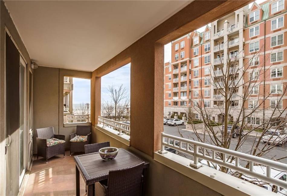 135 Oceana Drive, Brooklyn, New York 11235, 3 Bedrooms Bedrooms, ,3 BathroomsBathrooms,Residential,For Sale,Oceana,485919