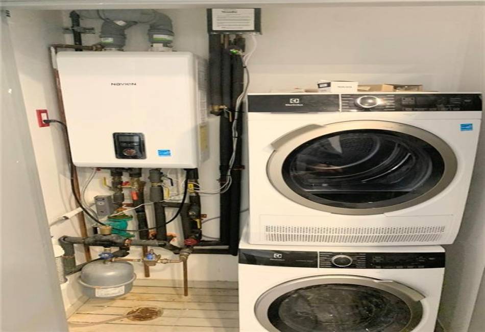 2066 85th Street, Brooklyn, New York 11219, 1 Bedroom Bedrooms, ,1 BathroomBathrooms,Residential,For Sale,85th,485931