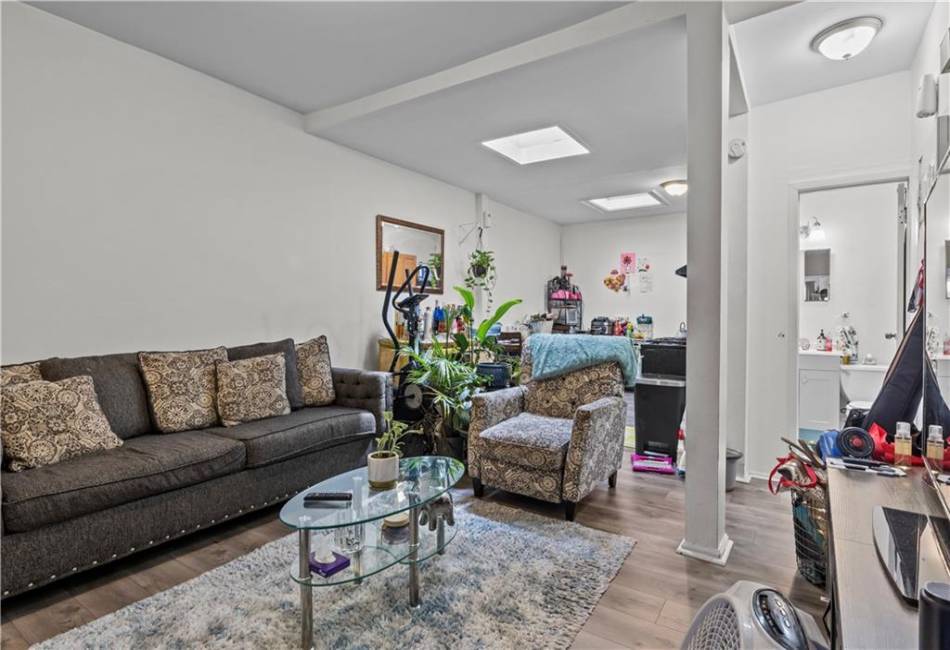 4820 Avenue N, Brooklyn, New York 11234, ,Mixed Use,For Sale,Avenue N,485948